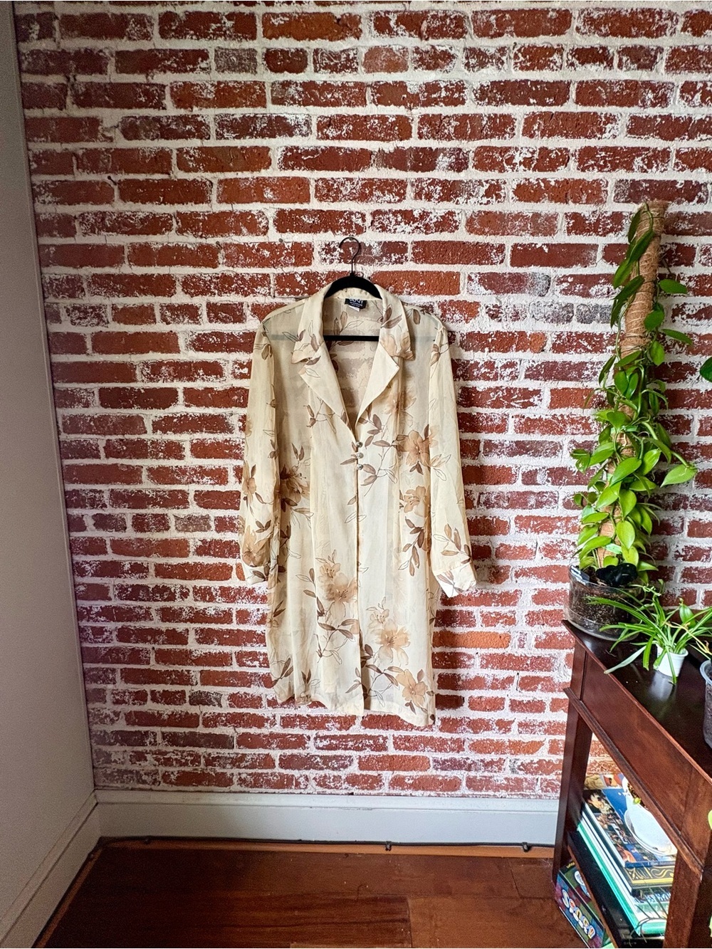 90s Vintage Neutral floral semi sheer tunic blouse